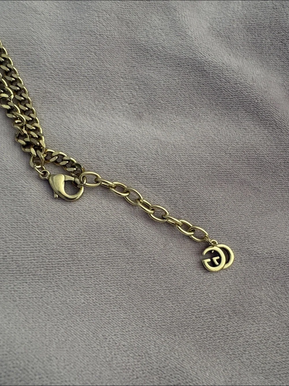 Gucci Old Gold-Tone Necklace with Turquoise Flower Motif - Picture 4 of 7